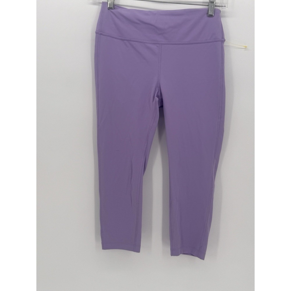 Peloton Women's Essential Mid-Rise Capri Leggings in Lilac Lavender Small Logo‎